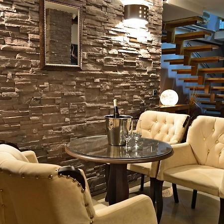 Domus Aparthotel Skopje Buitenkant foto