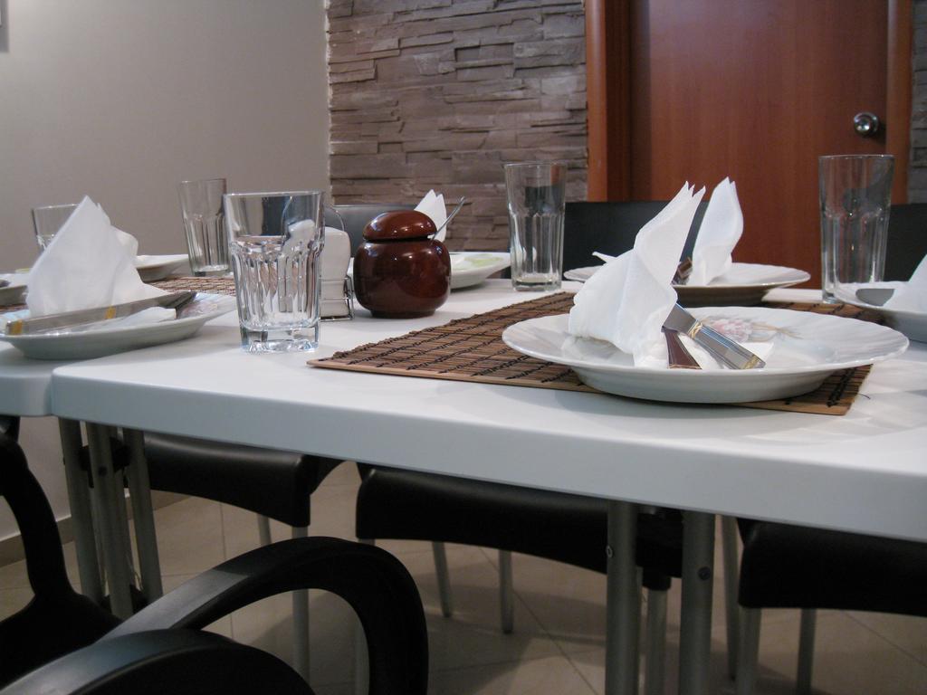 Domus Aparthotel Skopje Buitenkant foto
