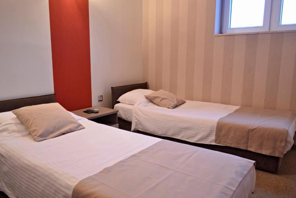 Domus Aparthotel Skopje Buitenkant foto