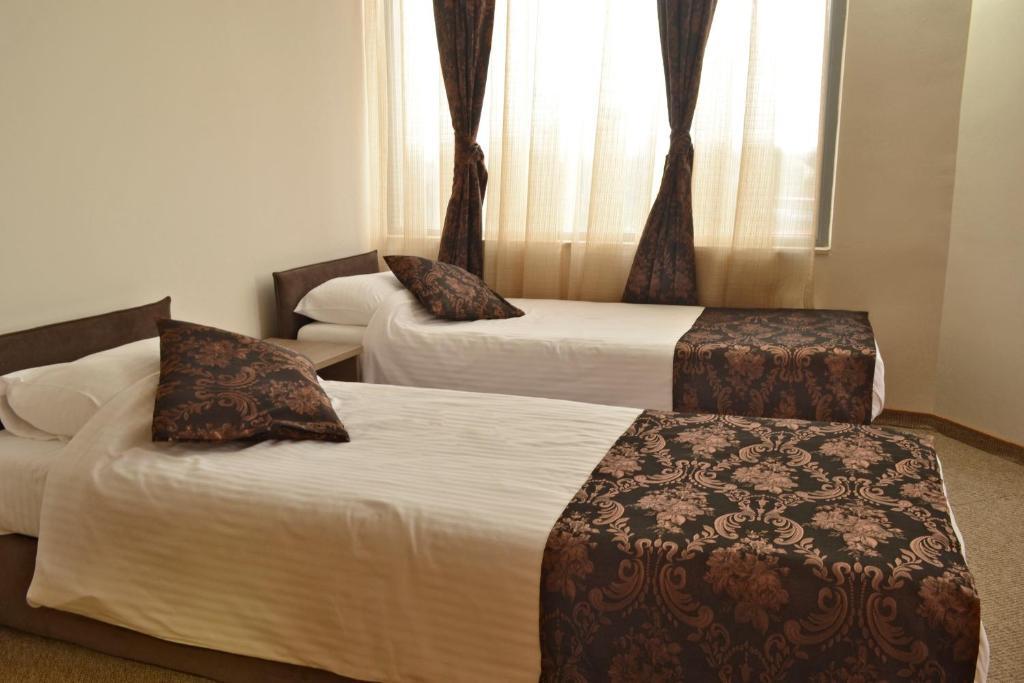 Domus Aparthotel Skopje Buitenkant foto